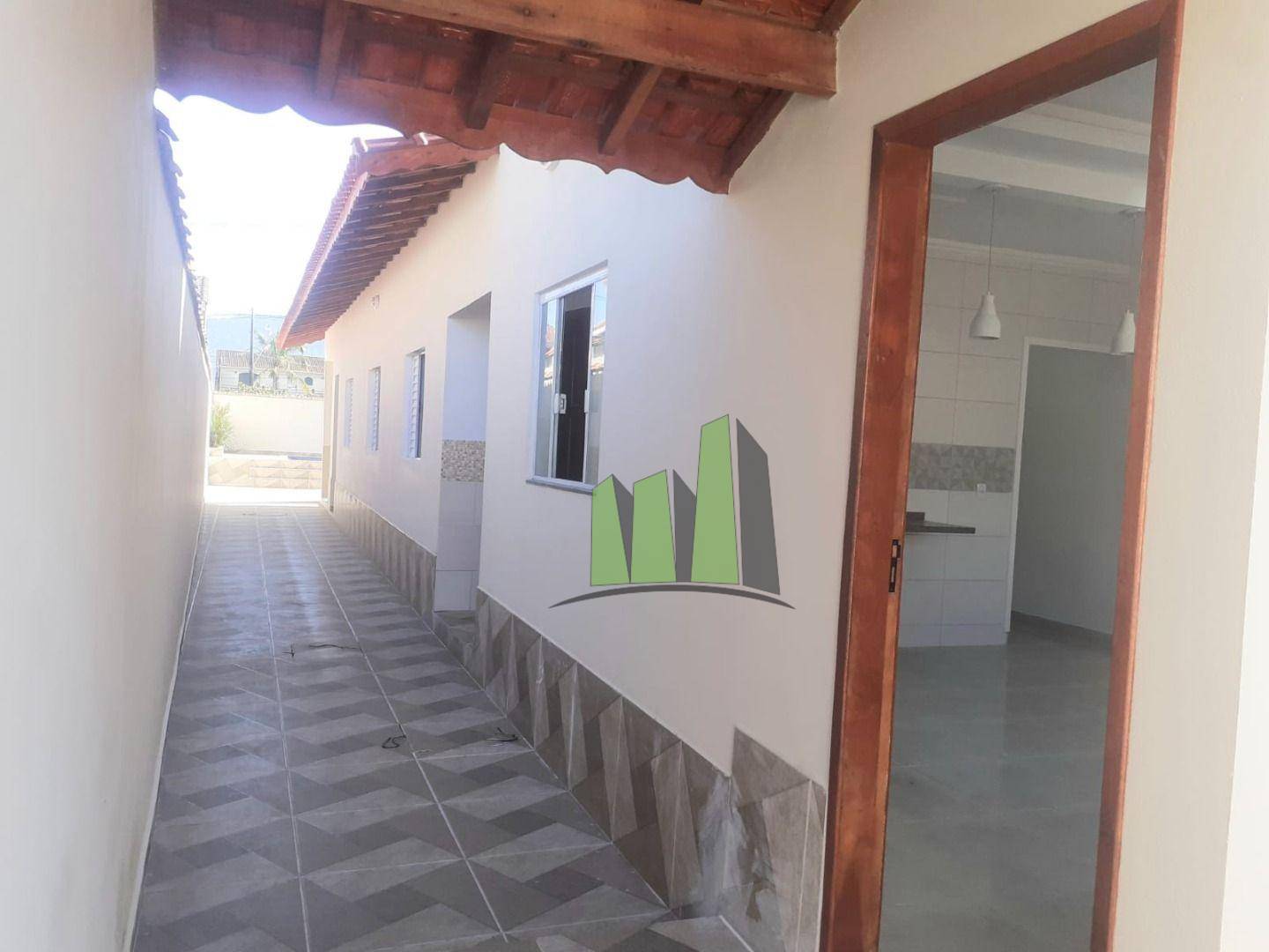 Casa à venda com 3 quartos, 101m² - Foto 4