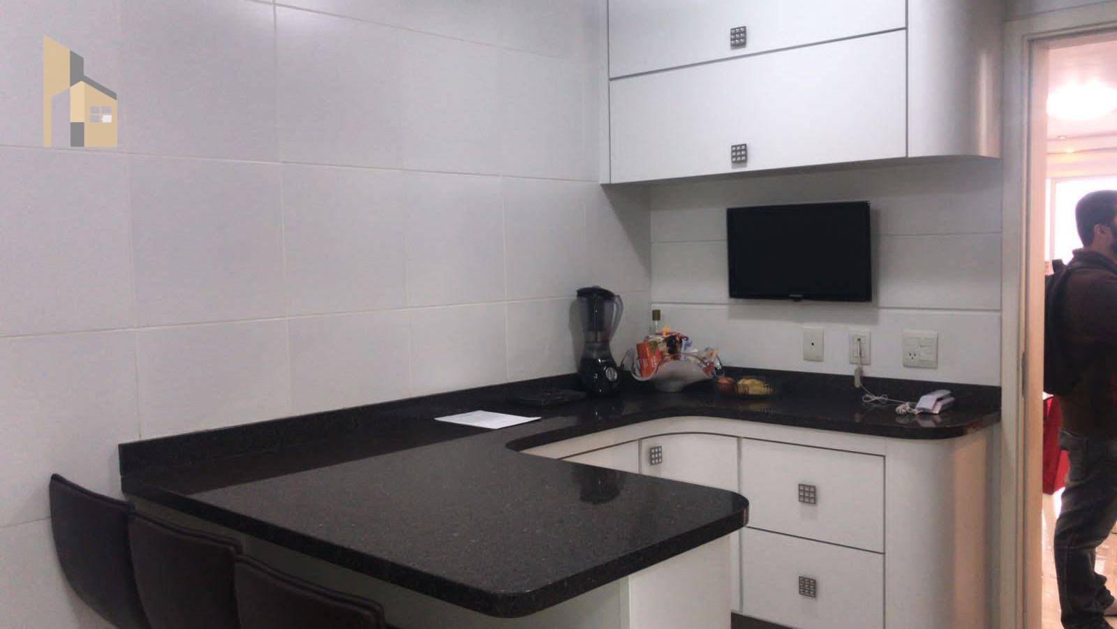 Apartamento à venda com 3 quartos, 130m² - Foto 7