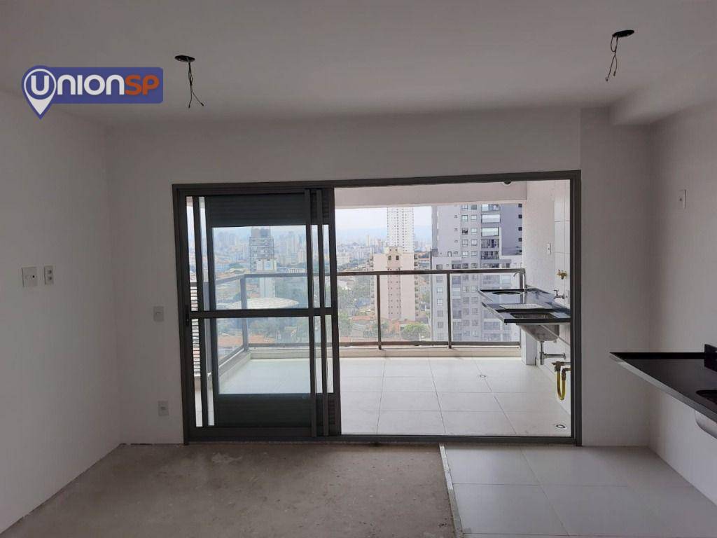 Apartamento à venda com 2 quartos, 74m² - Foto 32