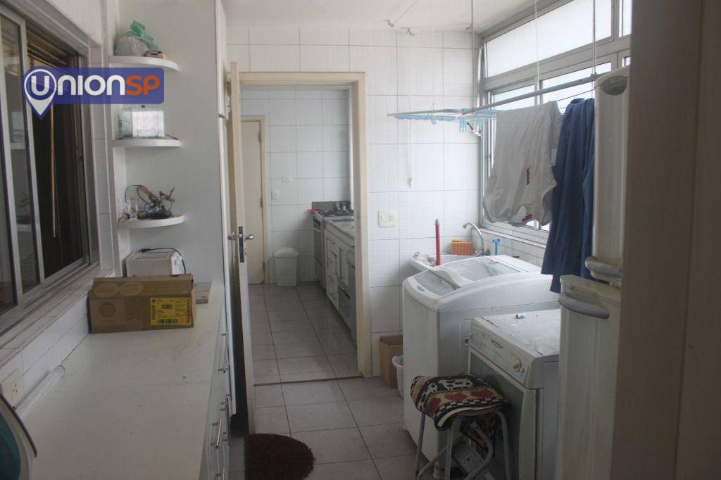 Apartamento à venda com 3 quartos, 198m² - Foto 38