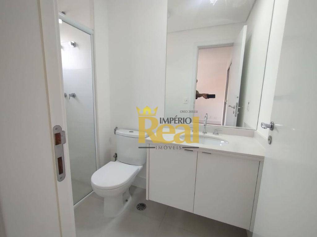 Apartamento para alugar com 2 quartos, 70m² - Foto 16