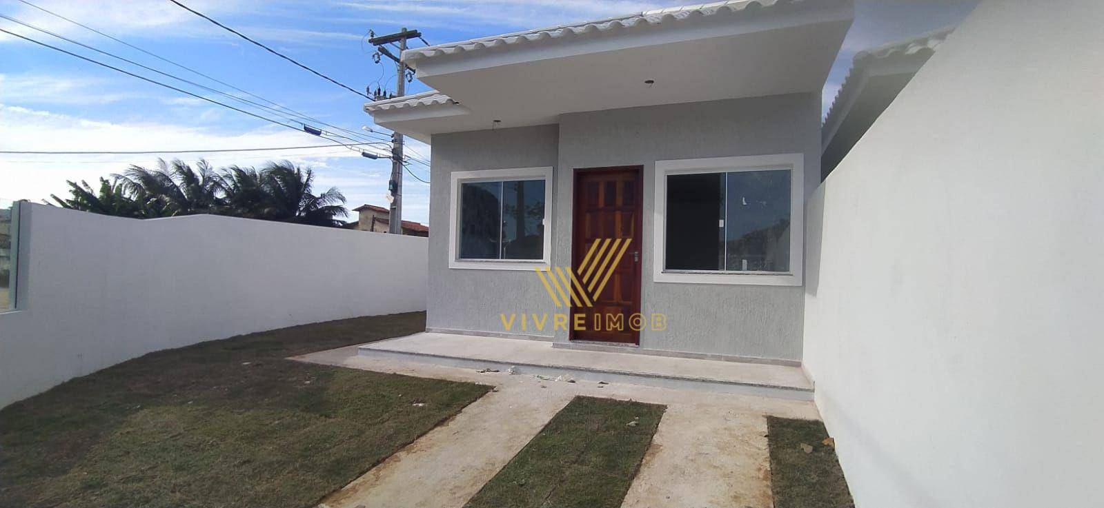 Casa à venda com 3 quartos, 90m² - Foto 1