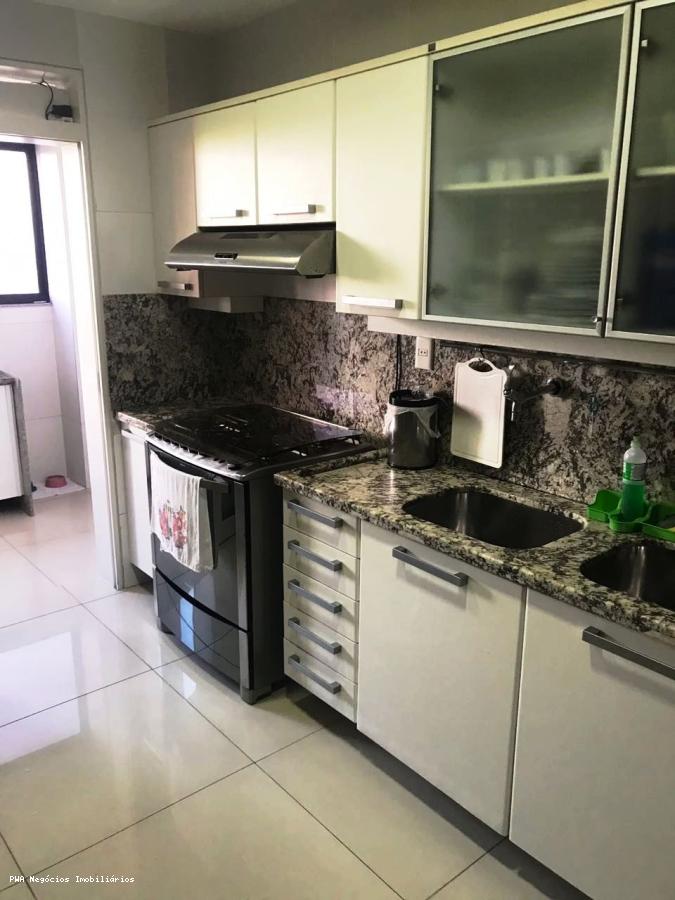 Apartamento à venda com 4 quartos, 215m² - Foto 9