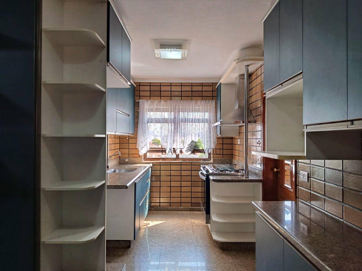 Apartamento, 4 quartos, 210 m² - Foto 1