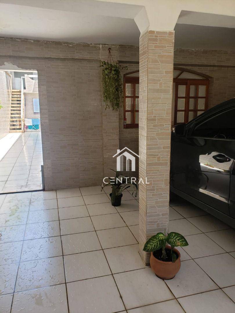 Casa à venda com 3 quartos, 180m² - Foto 4