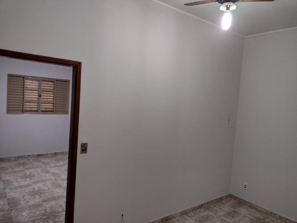 Casa à venda com 3 quartos, 225m² - Foto 24