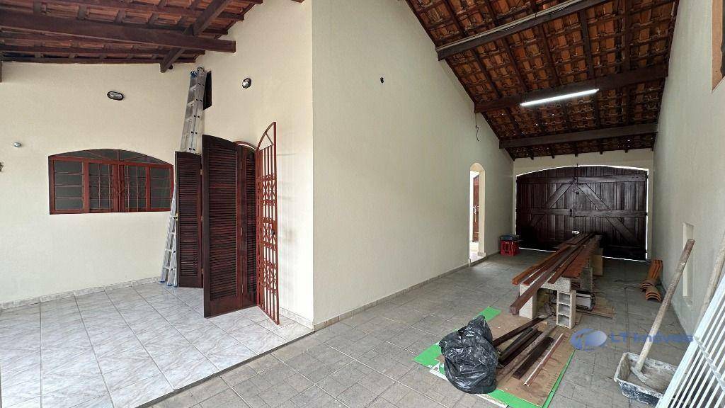 Casa para alugar com 3 quartos, 152m² - Foto 16