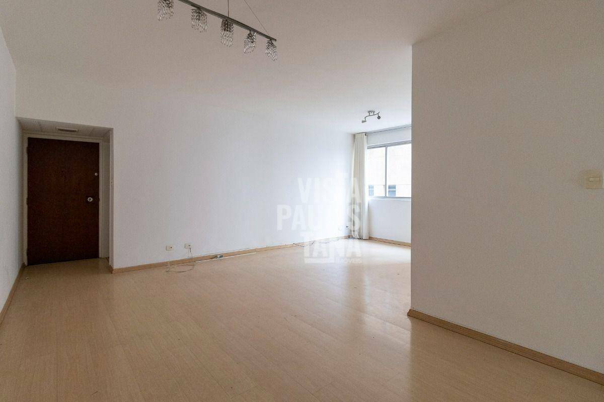 Apartamento à venda com 3 quartos, 105m² - Foto 2