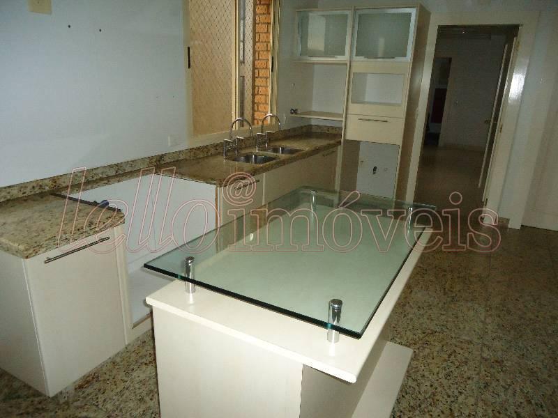 Apartamento para alugar com 4 quartos, 310m² - Foto 23