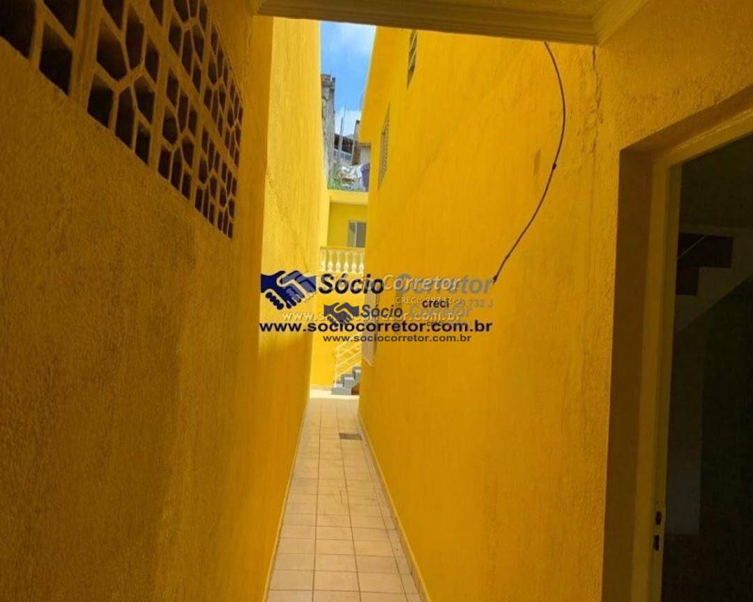 Sobrado à venda com 3 quartos, 200m² - Foto 5