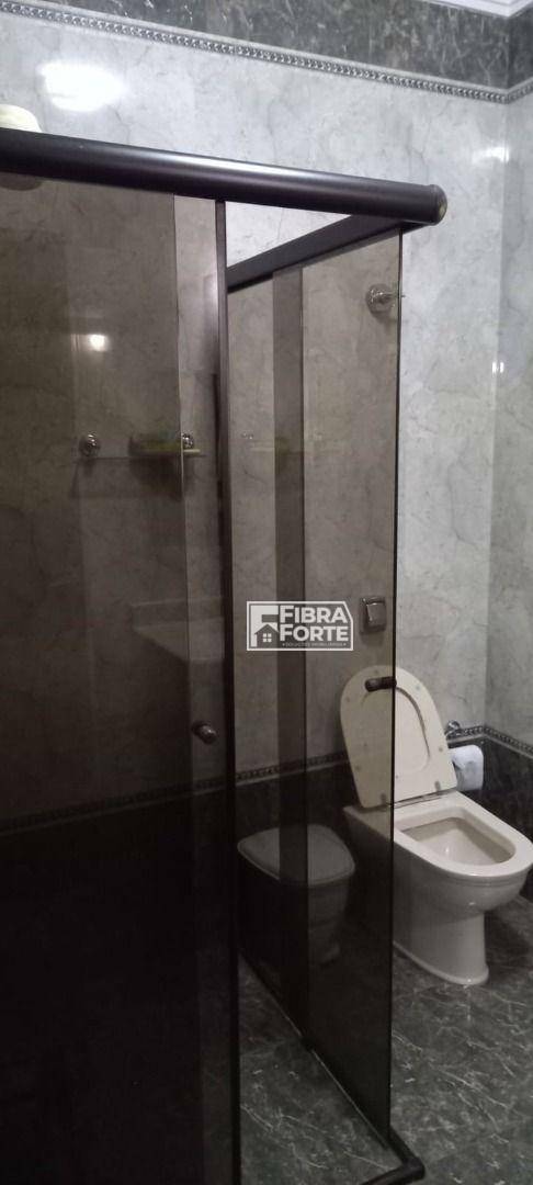 Chácara à venda com 2 quartos, 220m² - Foto 18