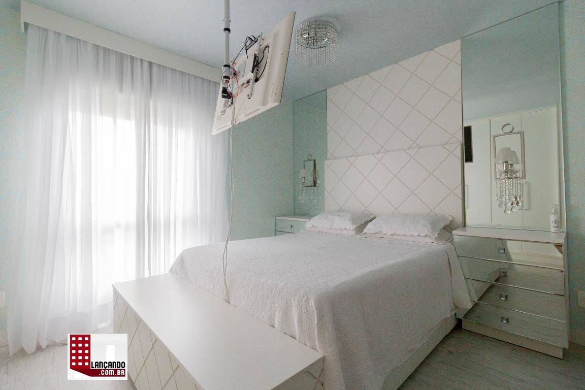 Apartamento à venda com 4 quartos, 225m² - Foto 10