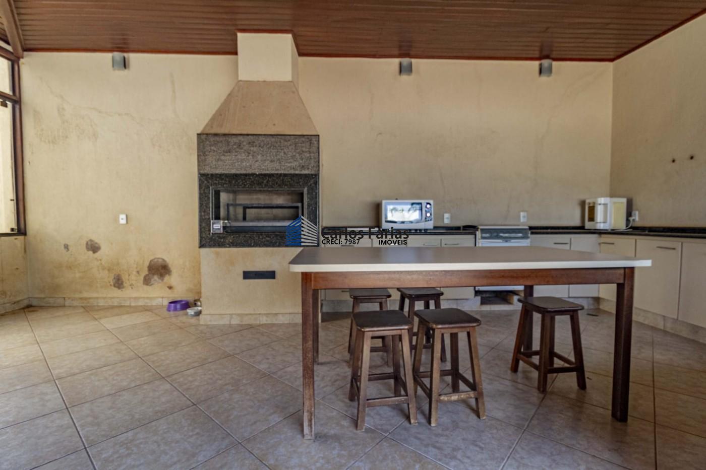 Casa à venda com 6 quartos, 450m² - Foto 47