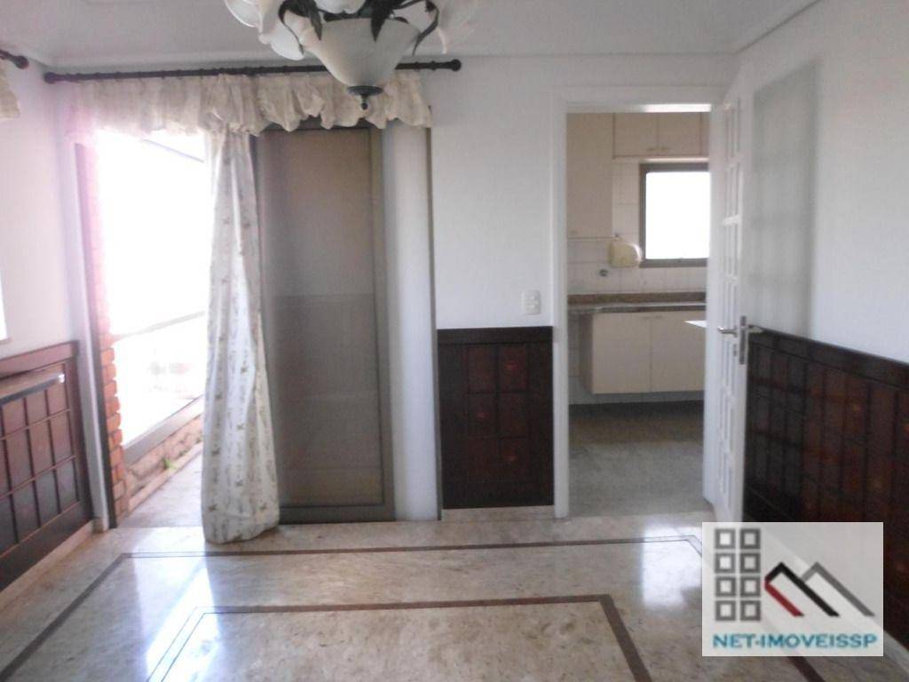 Apartamento à venda com 4 quartos, 224m² - Foto 4