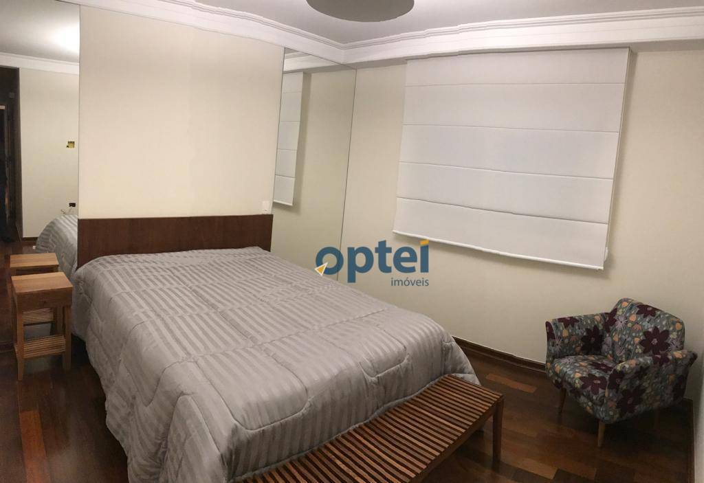 Apartamento à venda com 3 quartos, 221m² - Foto 4