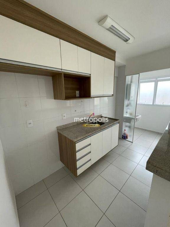 Apartamento para alugar com 2 quartos, 65m² - Foto 11