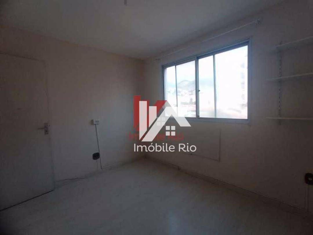 Apartamento à venda com 2 quartos, 66m² - Foto 13