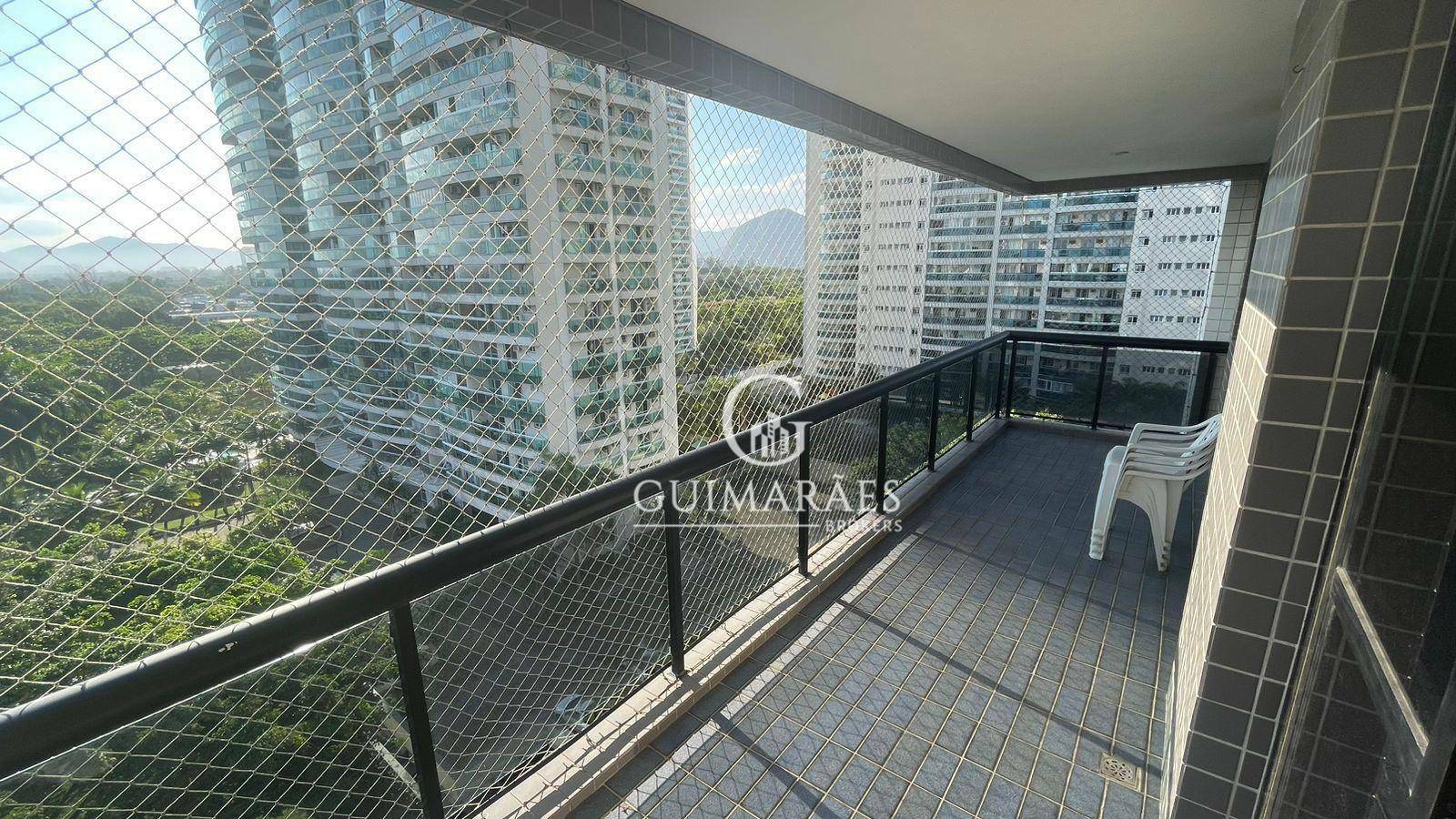 Apartamento à venda com 3 quartos, 124M2 - Foto 2