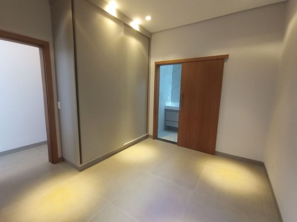 Casa de Condomínio à venda com 3 quartos, 236m² - Foto 11