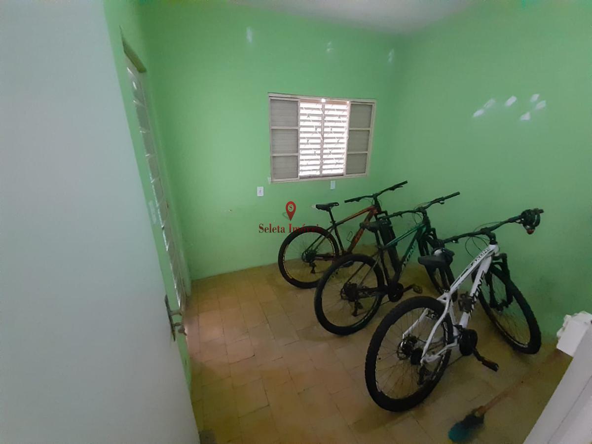 Casa à venda com 2 quartos, 250m² - Foto 15