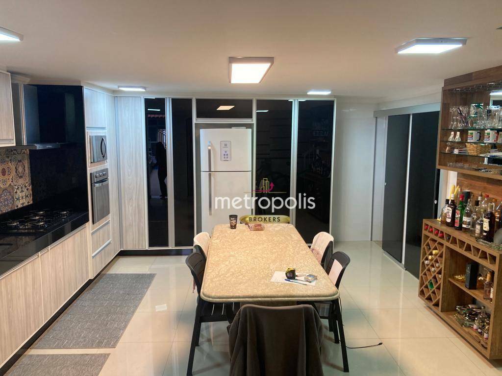 Sobrado à venda com 4 quartos, 320m² - Foto 9