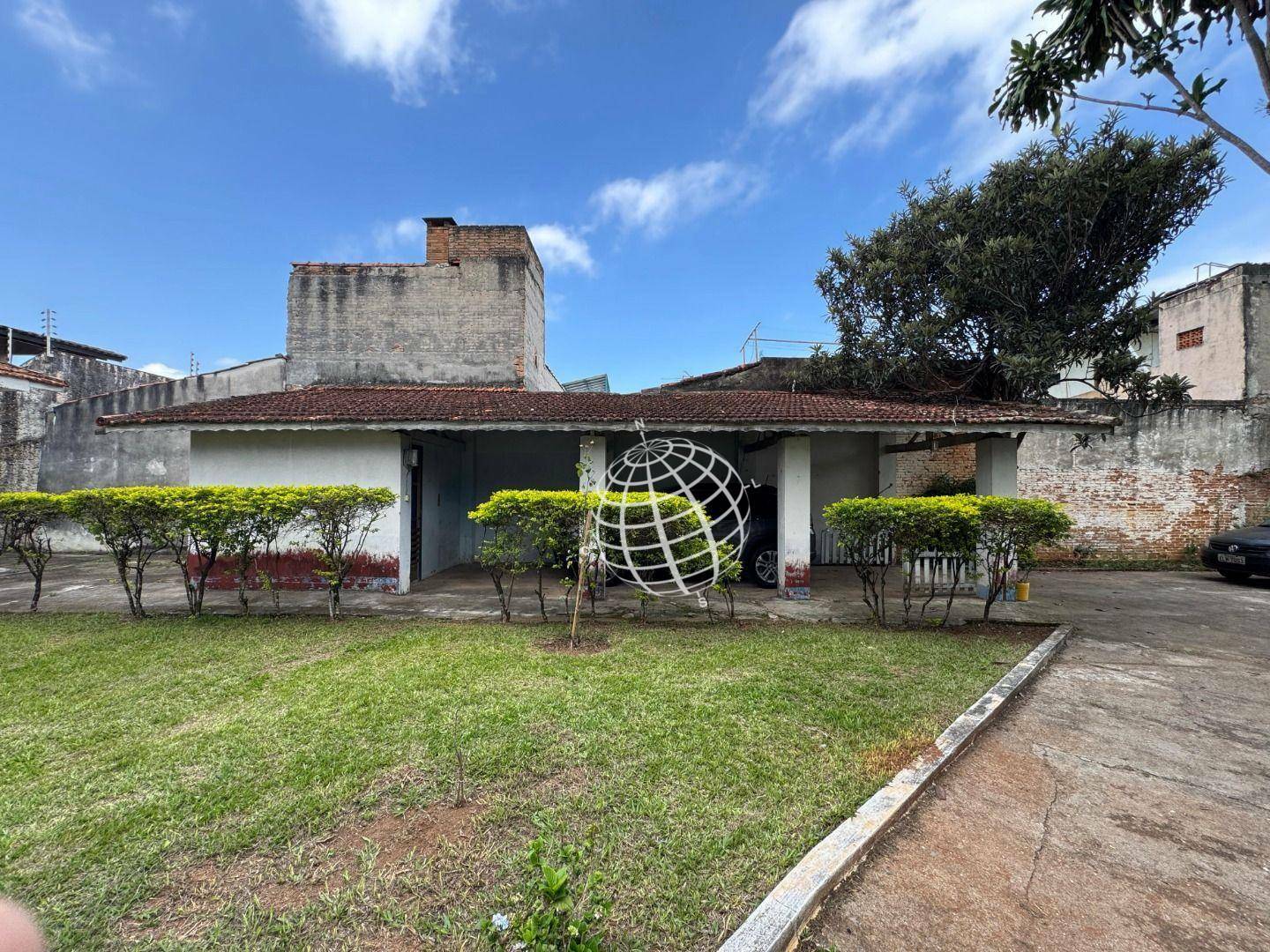 Casa à venda e aluguel com 3 quartos, 220m² - Foto 23