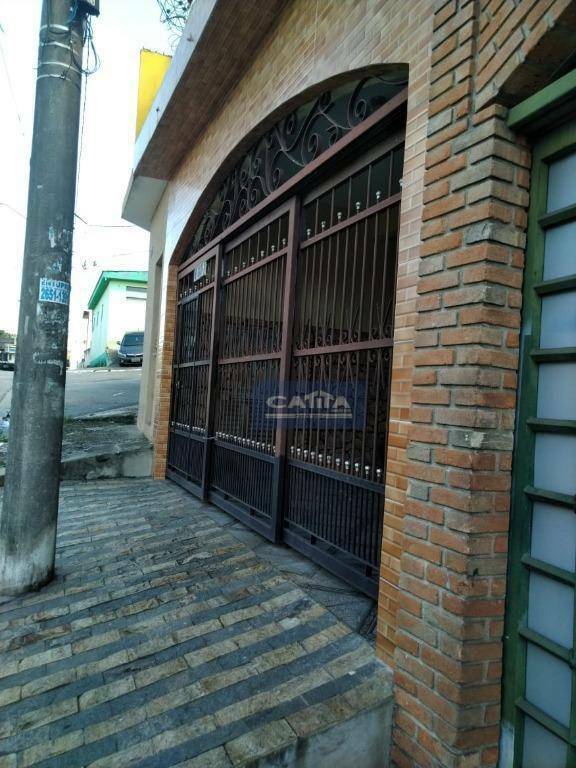 Sobrado à venda com 2 quartos, 170m² - Foto 2