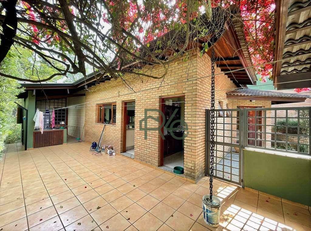 Casa de Condomínio à venda com 4 quartos, 444m² - Foto 49