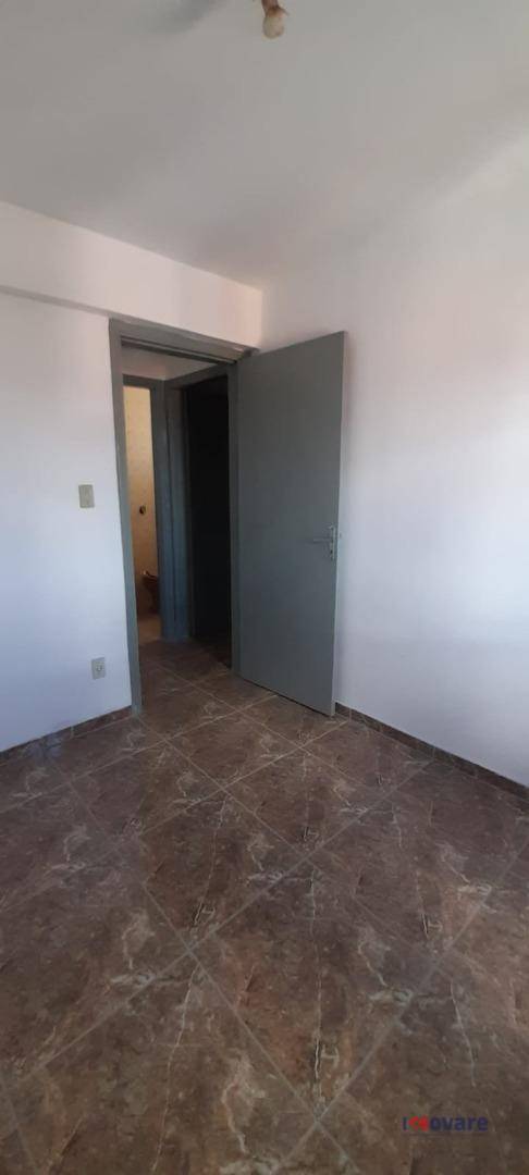 Apartamento para alugar com 3 quartos, 50m² - Foto 10