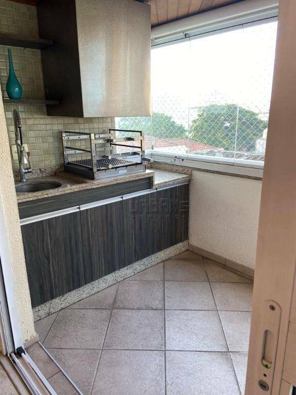 Apartamento para alugar com 3 quartos, 139m² - Foto 22