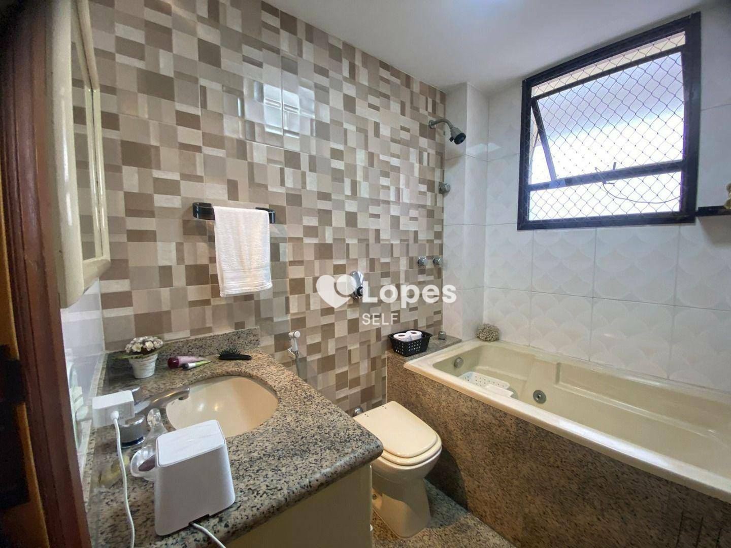 Apartamento à venda com 4 quartos, 250m² - Foto 11