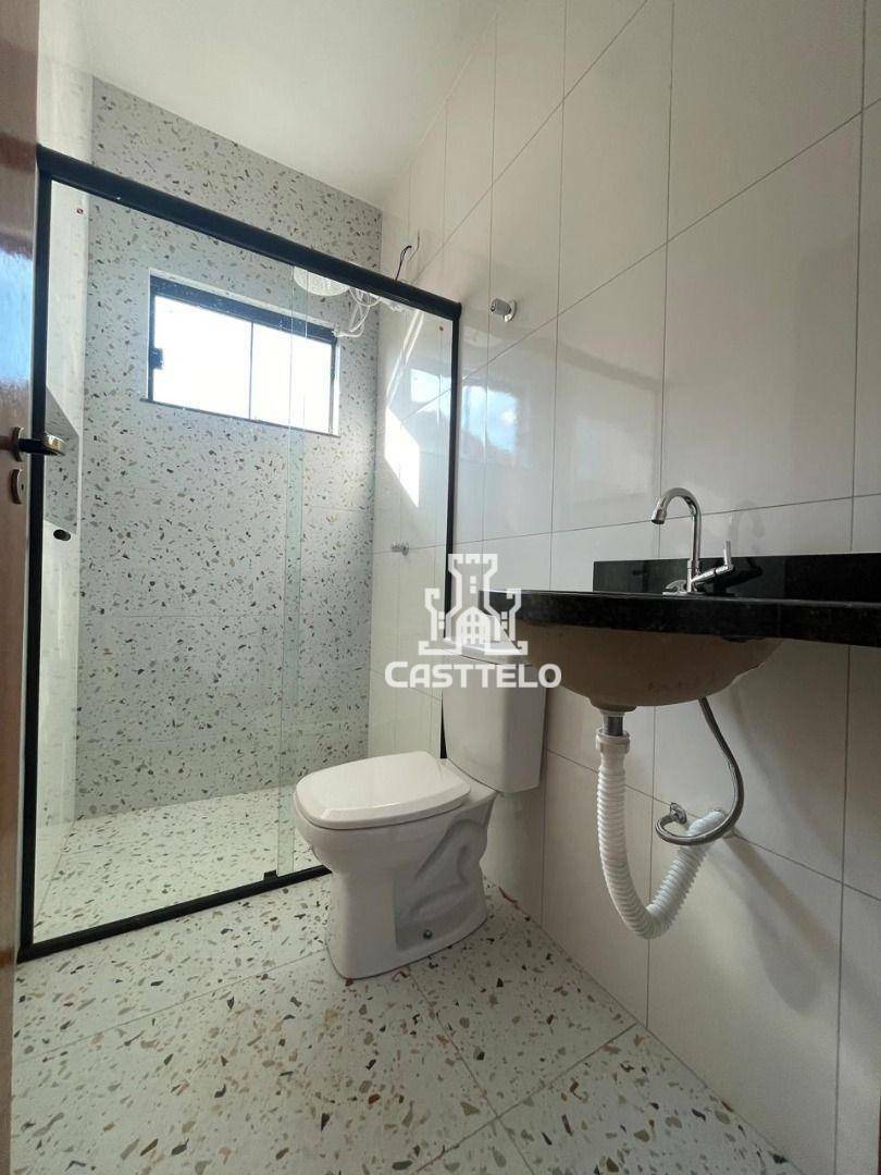 Casa à venda com 2 quartos, 80m² - Foto 11