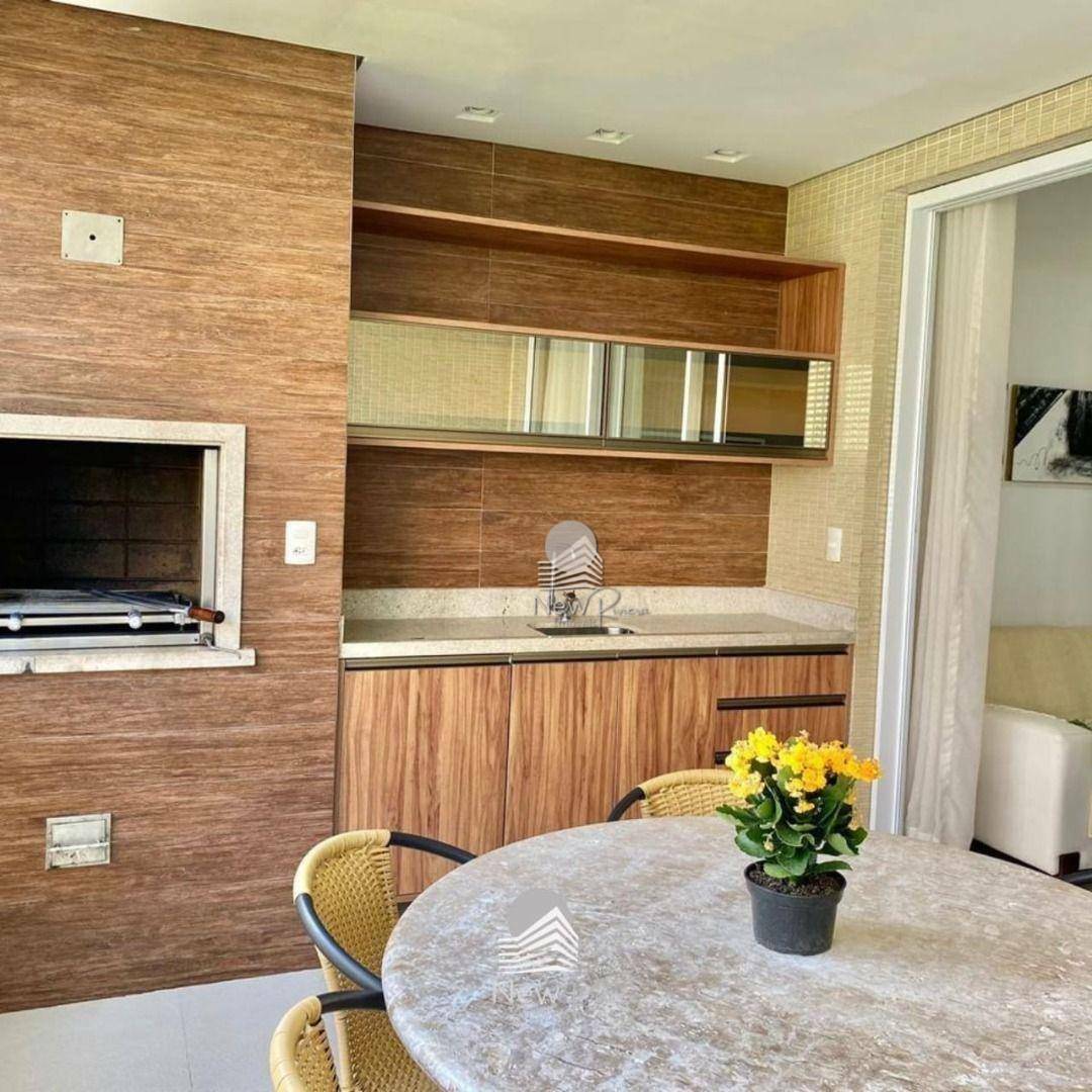 Apartamento para alugar com 4 quartos, 140m² - Foto 3