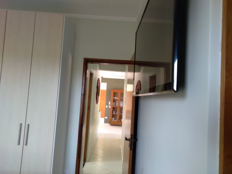 Apartamento à venda com 2 quartos, 85m² - Foto 2