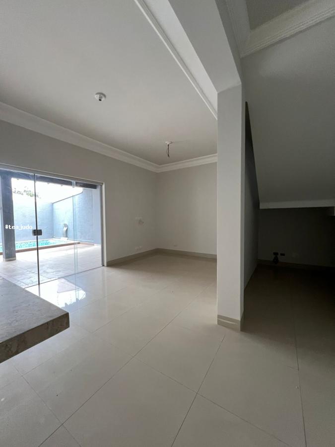 Casa à venda com 4 quartos, 250m² - Foto 14