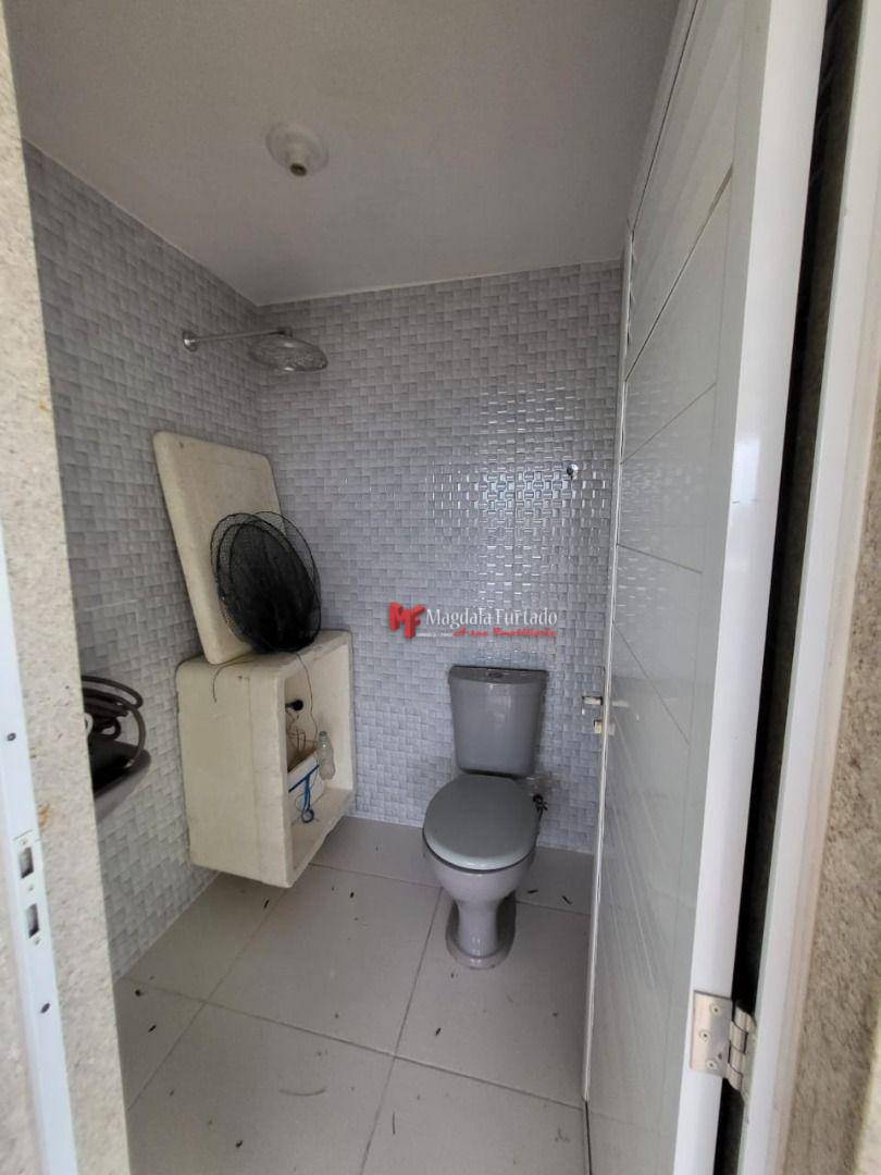 Casa à venda com 2 quartos, 170m² - Foto 22