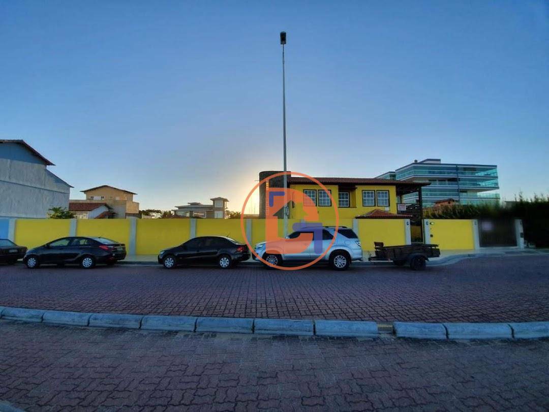 Casa à venda e aluguel com 5 quartos, 318m² - Foto 4