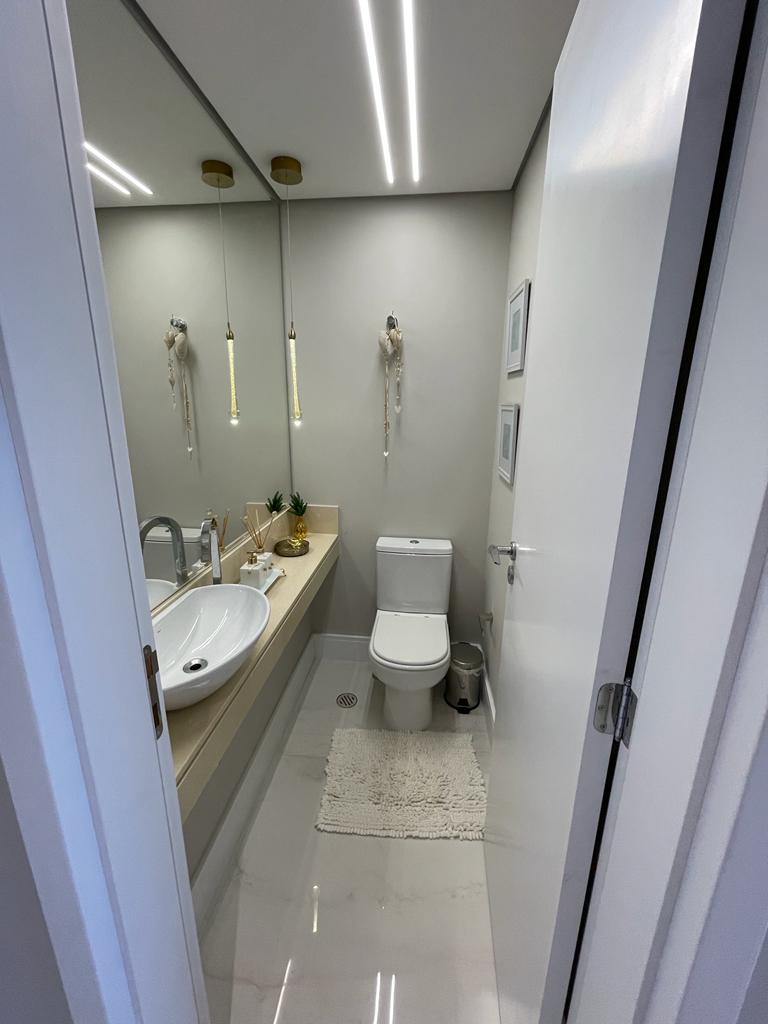 Apartamento à venda com 3 quartos, 137m² - Foto 4