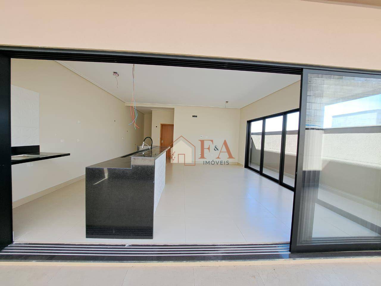 Casa de Condomínio à venda com 3 quartos, 173m² - Foto 5