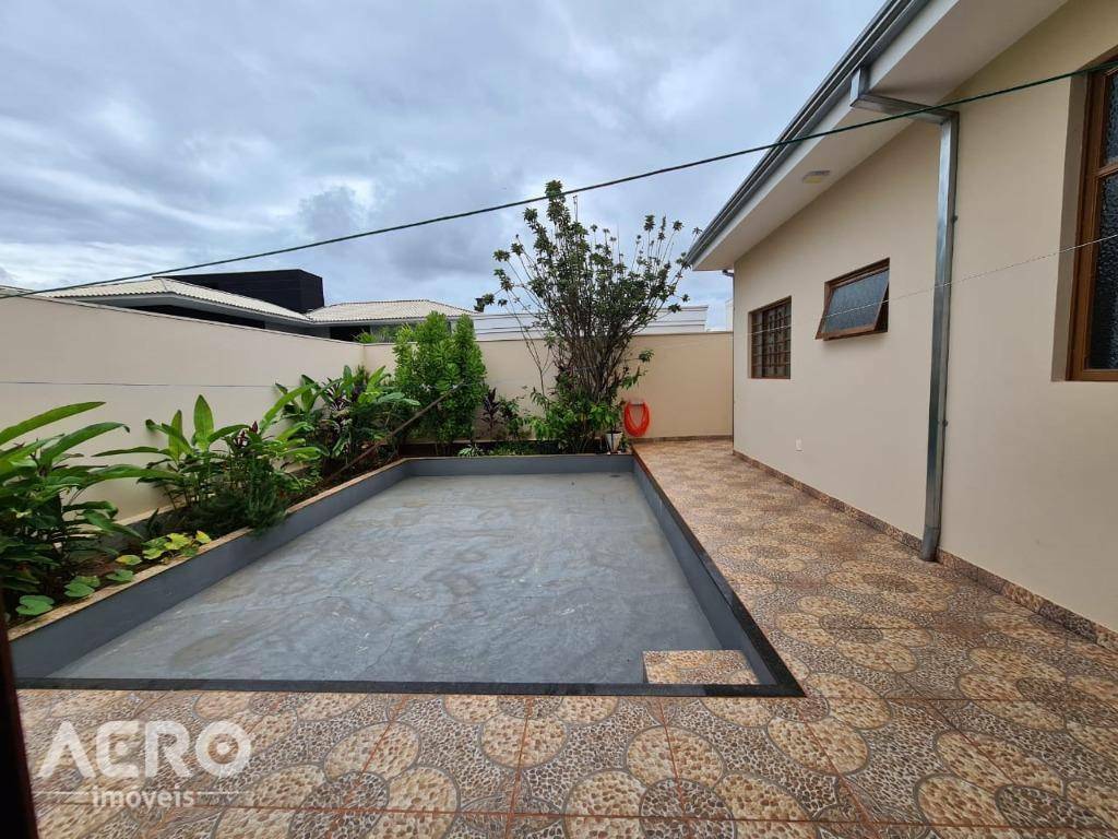 Casa de Condomínio à venda com 3 quartos, 270m² - Foto 33