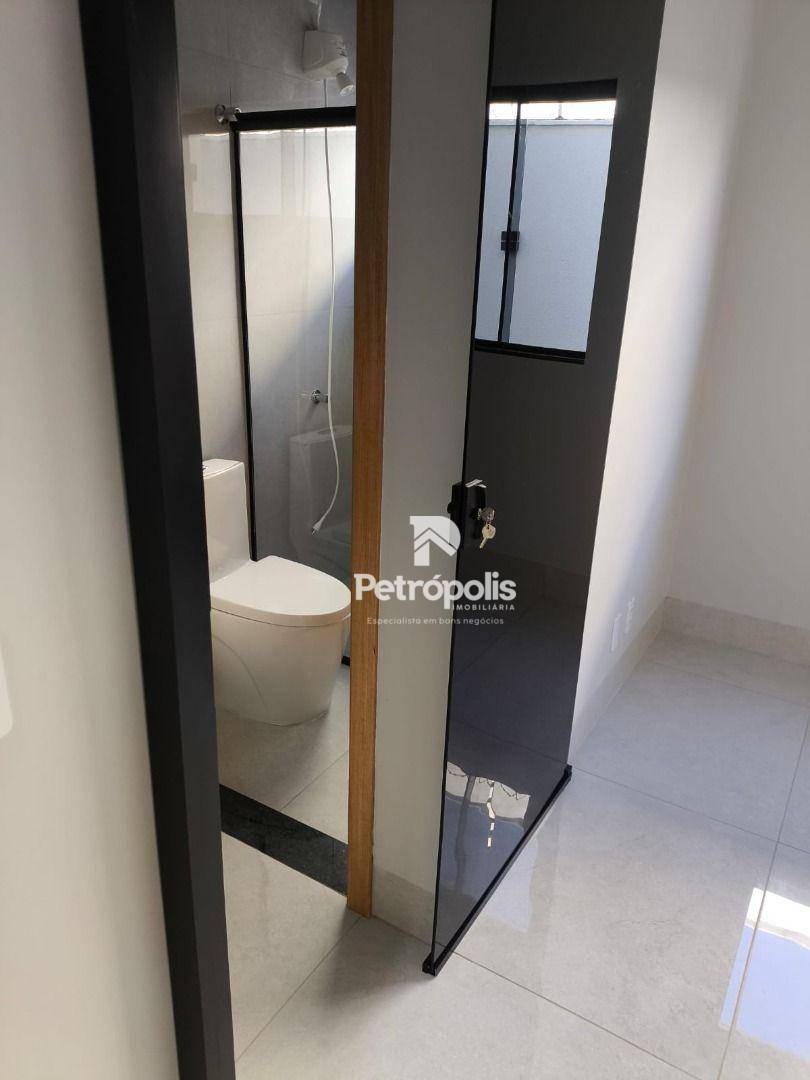 Casa à venda com 3 quartos, 123m² - Foto 15