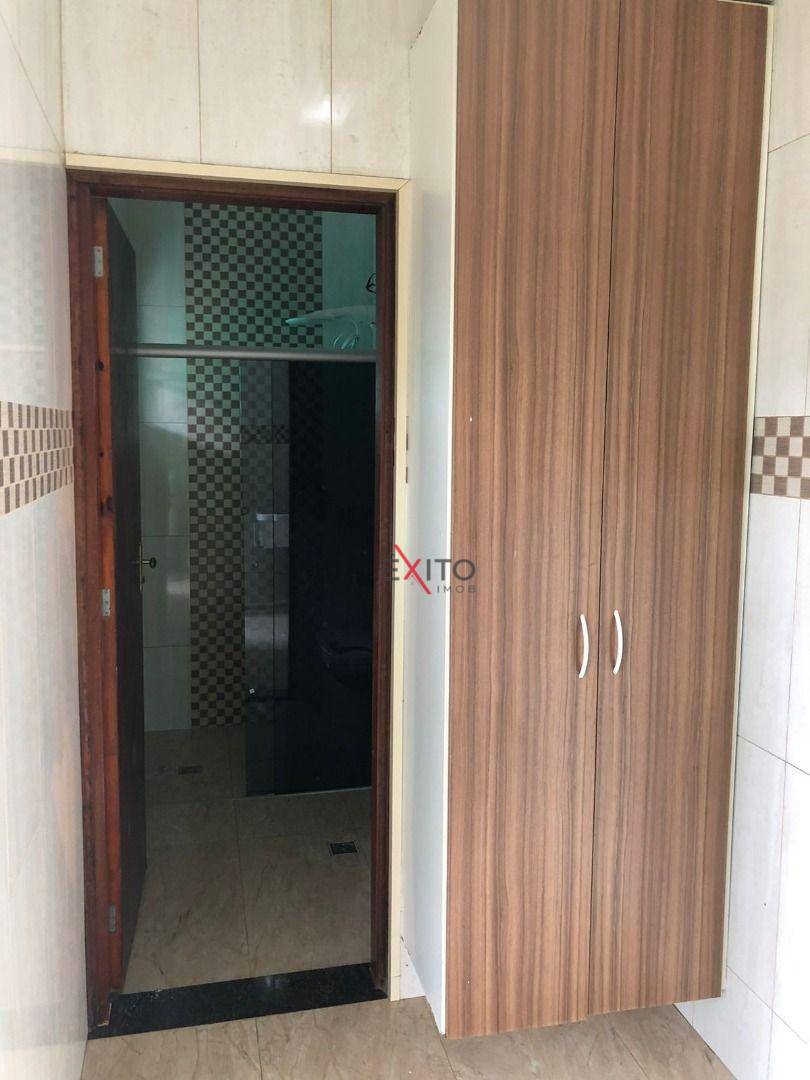 Casa de Condomínio à venda com 3 quartos, 249m² - Foto 8