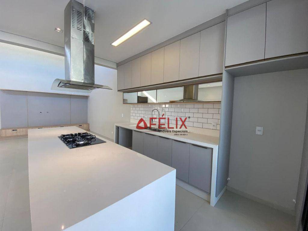 Casa de Condomínio para alugar com 3 quartos, 220m² - Foto 6