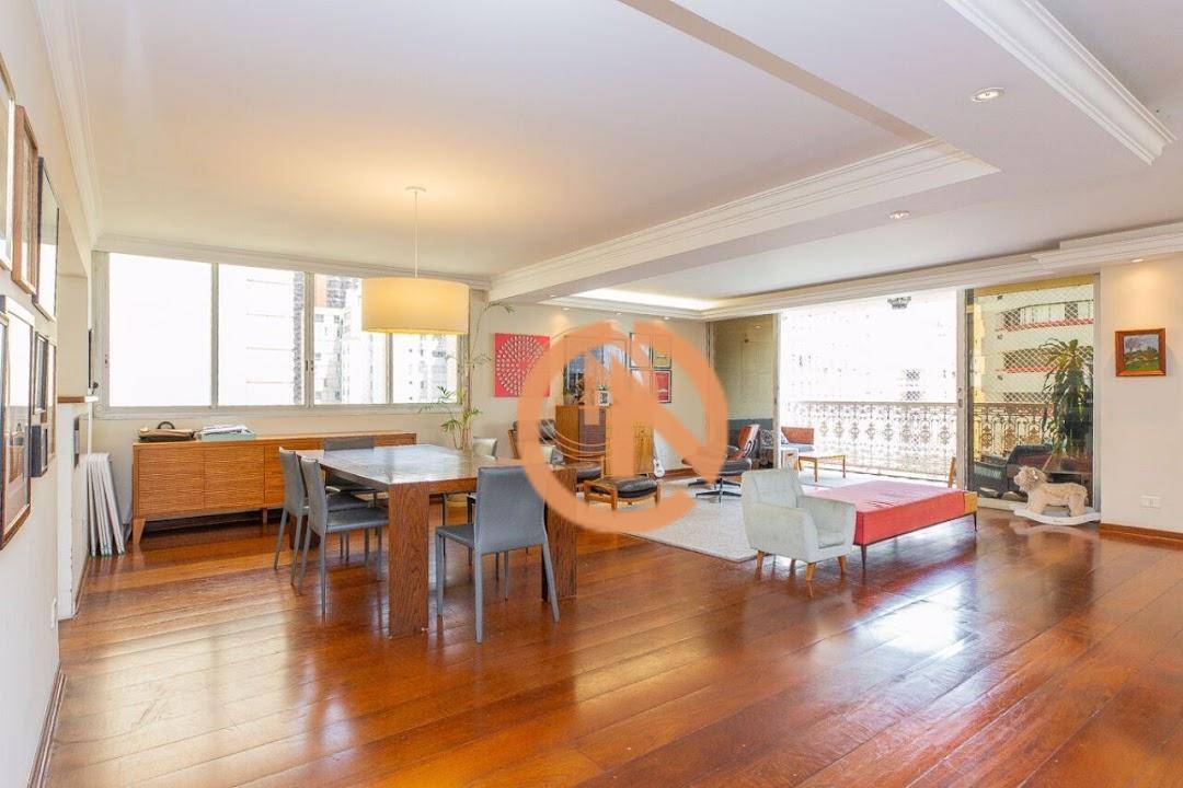 Apartamento, 3 quartos, 331 m² - Foto 1