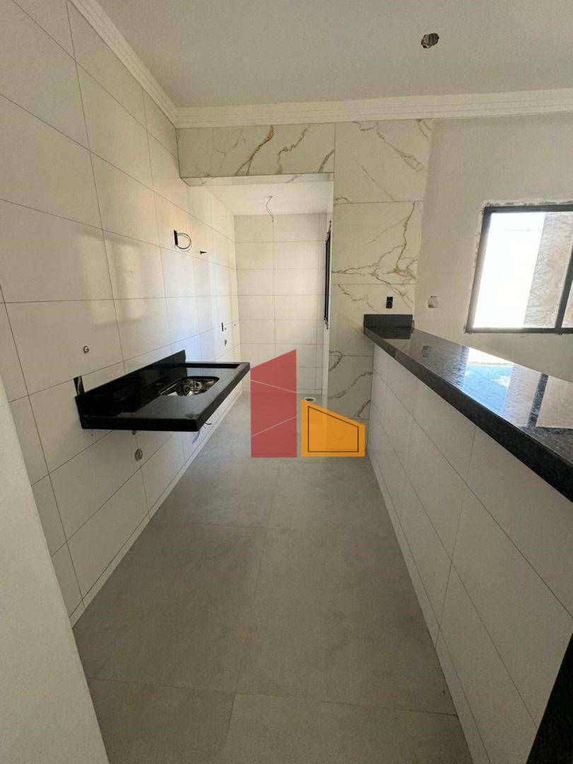 Apartamento à venda com 2 quartos, 46m² - Foto 4