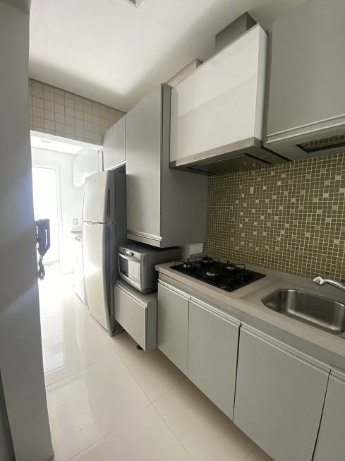 Apartamento à venda com 2 quartos, 83m² - Foto 9