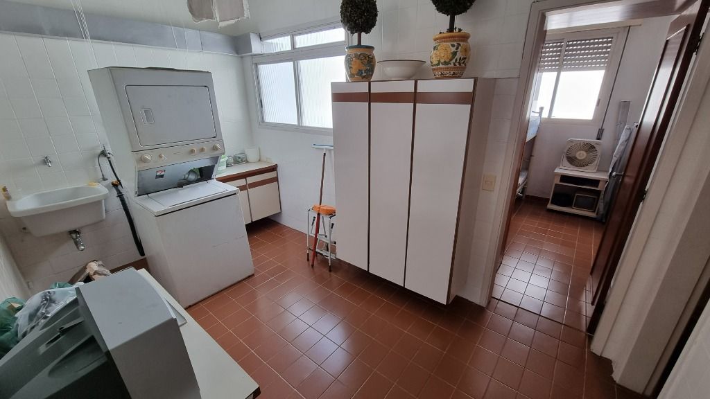 Apartamento à venda com 3 quartos, 150m² - Foto 23