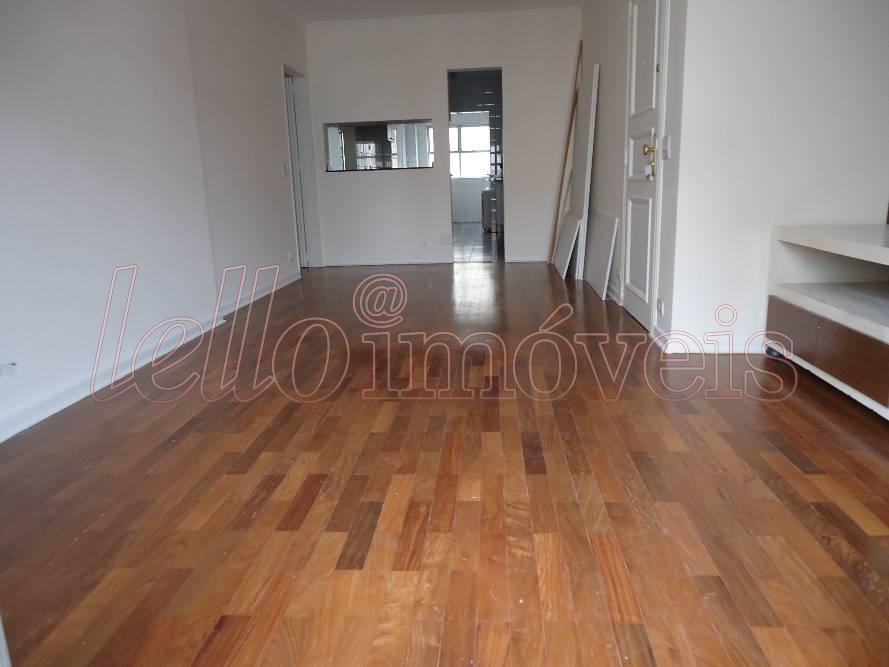 Apartamento para alugar com 3 quartos, 120m² - Foto 2