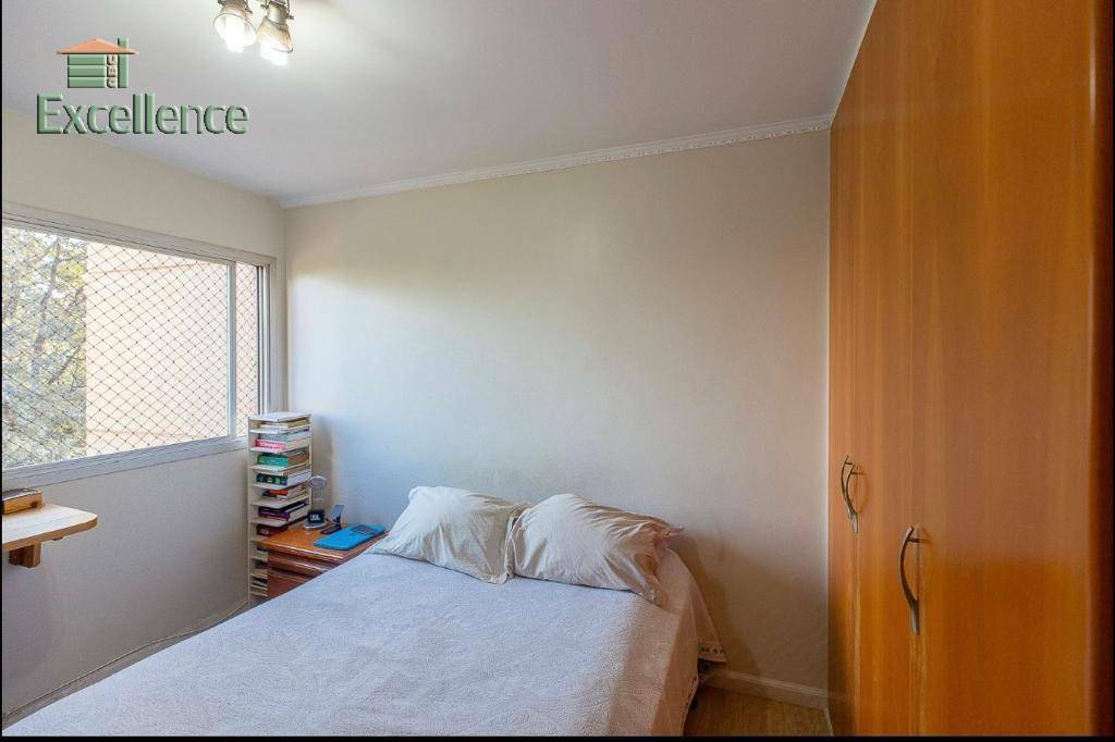 Apartamento à venda com 3 quartos, 140m² - Foto 17