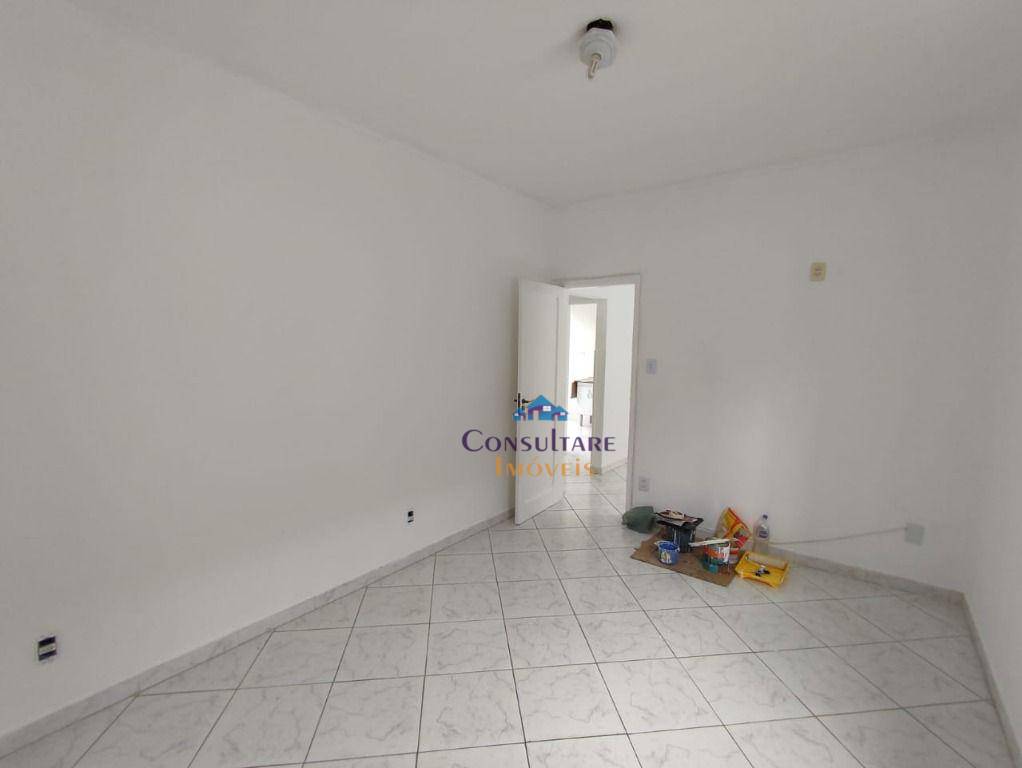 Apartamento para alugar com 2 quartos, 65m² - Foto 7